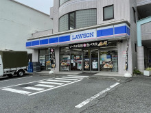 徒歩1分のローソン 