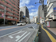 ATK千駄木ビル前面の通り