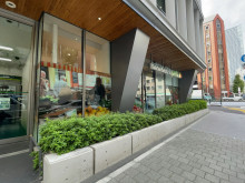 徒歩2分の	マルエツ