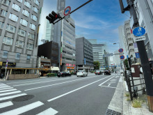 堂島アバンザ前面の通