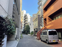 千代田ホーム前面の通