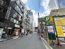 南本町若林ビル前面の