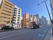 フロイントゥ三田前面