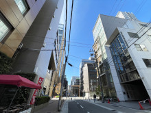 イトヨシビル前面の通