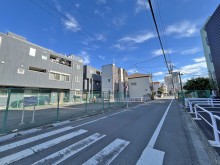 光ビル前面通り