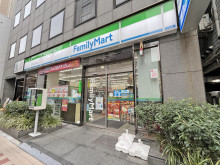徒歩1分のファミリーマート八丁堀二丁目店