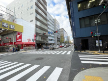 センバフロント前面の