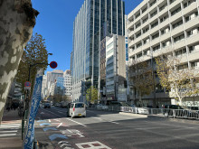 1東洋海事ビル前面の