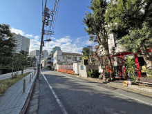 飯田ビル前面通り