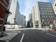 アイケイビル前面の通