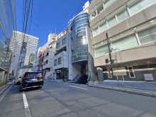 平河町SDビル前面通