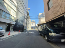 たつみビル前面の通り