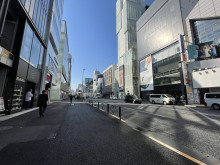 パトリアビル前面の明