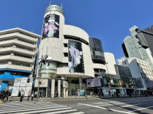 並びのラフォーレ原宿