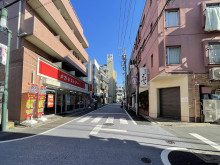 ハイマートピア用賀前面の通り