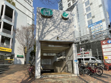 最寄りの「新神戸駅」