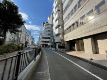 神宮前董友ビル2前面