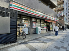 徒歩3分のセブンイレ