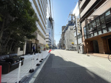 大明ビル前面の通り