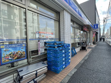 徒歩5分のローソン 