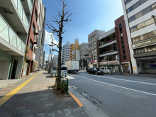 富耀ビル前面の通り