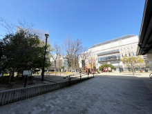 付近の御射山公園