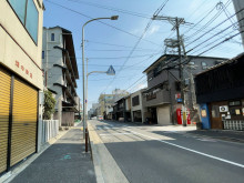 京桝屋ビル前面の通り