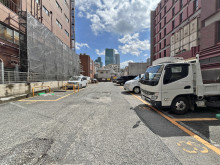 向かいのコインパーキ