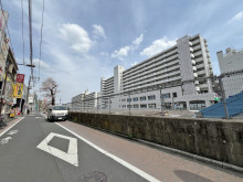 神野ビル前面通り