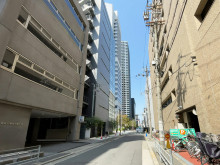 三星備後町ビル前面の