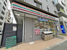 徒歩1分のセブン-イ