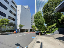 芝公園三丁目ビル前面