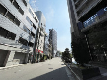 アレス肥後橋ビル前面の通り