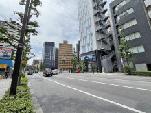 西野金陵異ビル前面の