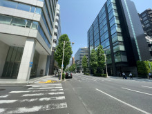 近くの人形町通り