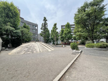 徒歩1分の大塚台公園