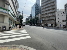 目黒Gビル前面の通り