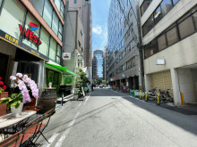 北堀江ワタリビル前面