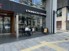 徒歩1分のスターバッ