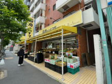 徒歩1分の肉のハナマ