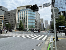飯田ビル前面の通り
