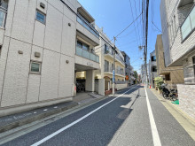 ダイエイビル前面通り