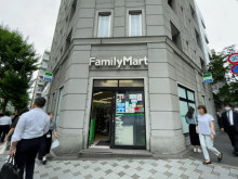 徒歩2分のファミリー