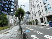 ひがさビル前面の通り