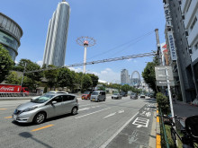 全水道会館ビル前面の