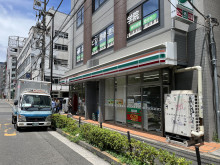 徒歩2分のセブン-イ