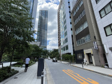 虎ノ門石井ビル前面の