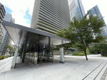 向かいの虎ノ門ヒルズ