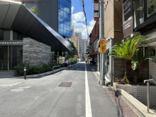 六本木高橋ビル前面の