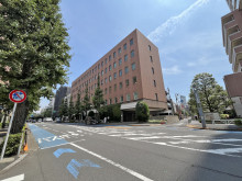 パークレーンプラザ前